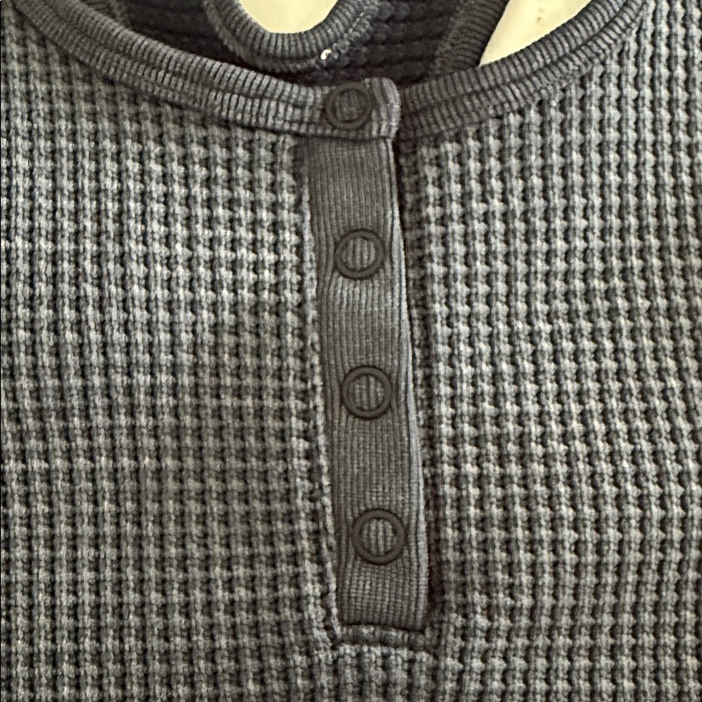 Black Textured Top - Picture 3 of 3